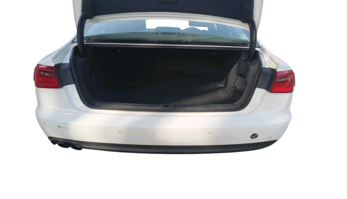 2013 Audi A6 2.0 TDI PREMIUM, Diesel, Automatic, 1,10,069 km, exterior