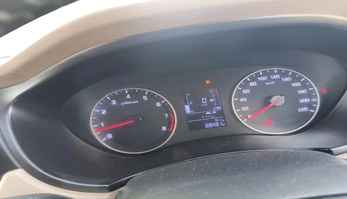 2019 Hyundai Elite i20 SPORTZ PLUS 1.2, Petrol, Manual, 69,431 km, interior