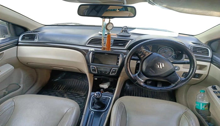 2017 Maruti Ciaz ALPHA DIESEL 1.3, Diesel, Manual, 1,60,274 km, interior