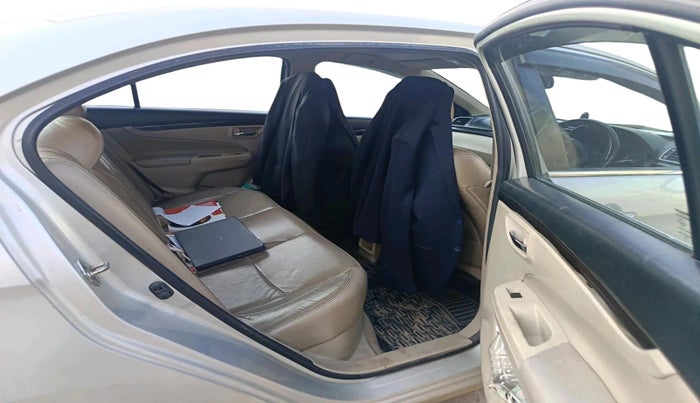 2017 Maruti Ciaz ALPHA DIESEL 1.3, Diesel, Manual, 1,60,274 km, interior