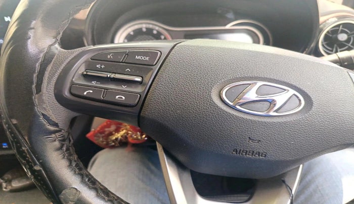 2022 Hyundai AURA SX 1.2, Petrol, Manual, 1,00,075 km, interior