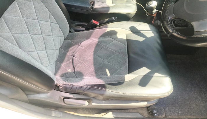 2012 Maruti Wagon R 1.0 LXI, Petrol, Manual, 48,472 km, interior