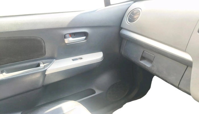 2012 Maruti Wagon R 1.0 LXI, Petrol, Manual, 48,472 km, interior