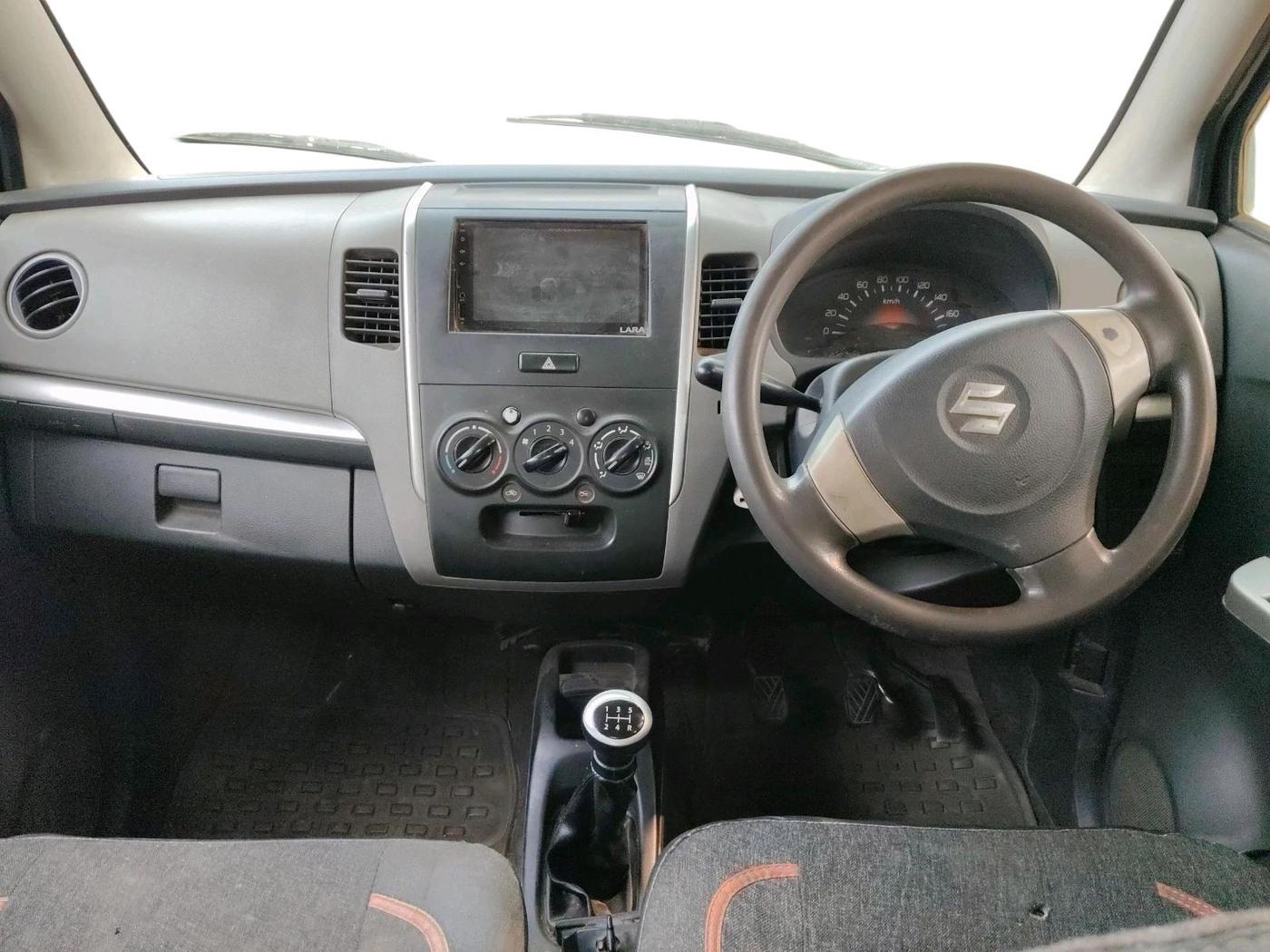 2011 Maruti Wagon R 1.0 LXI, Petrol, Manual, 1,42,022 km, interior