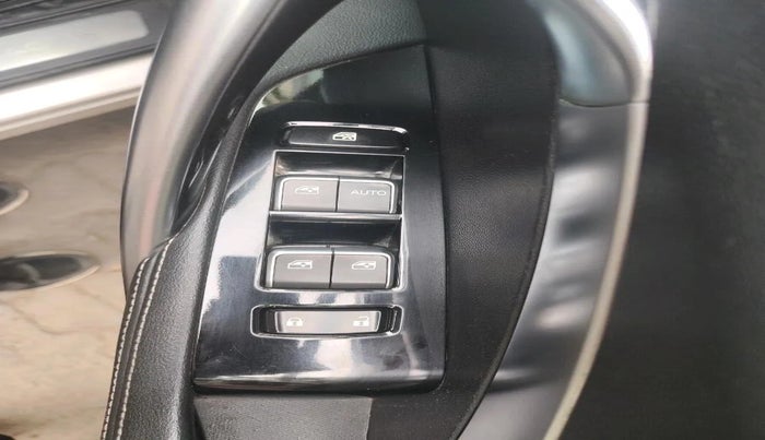 2019 MG HECTOR SHARP 2.0 DIESEL, Diesel, Manual, 77,147 km, interior