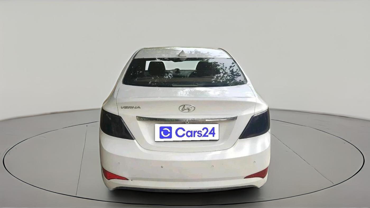 2015 Hyundai Verna 1.6 CRDI S, Diesel, Manual, 93,128 km, exterior