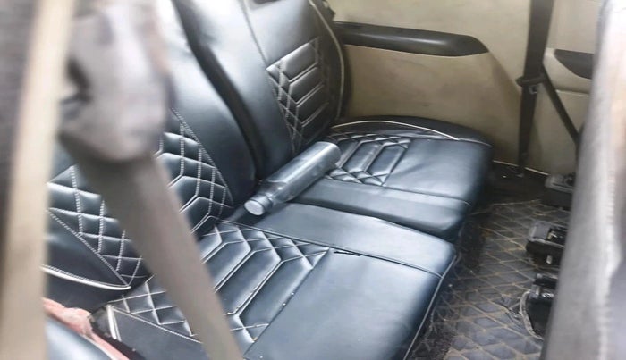 2023 Renault TRIBER RXL MT, CNG, Manual, 62,535 km, interior