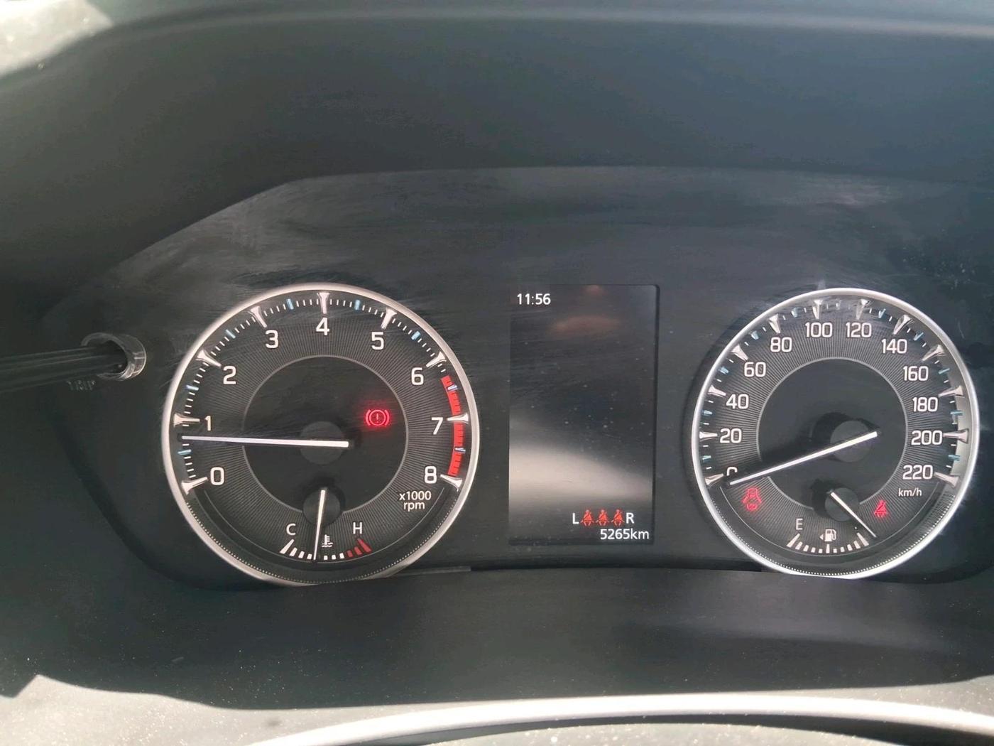 2025 Maruti Victoris Lxi 1.5 MT, Petrol, Automatic, 5,265 km, interior
