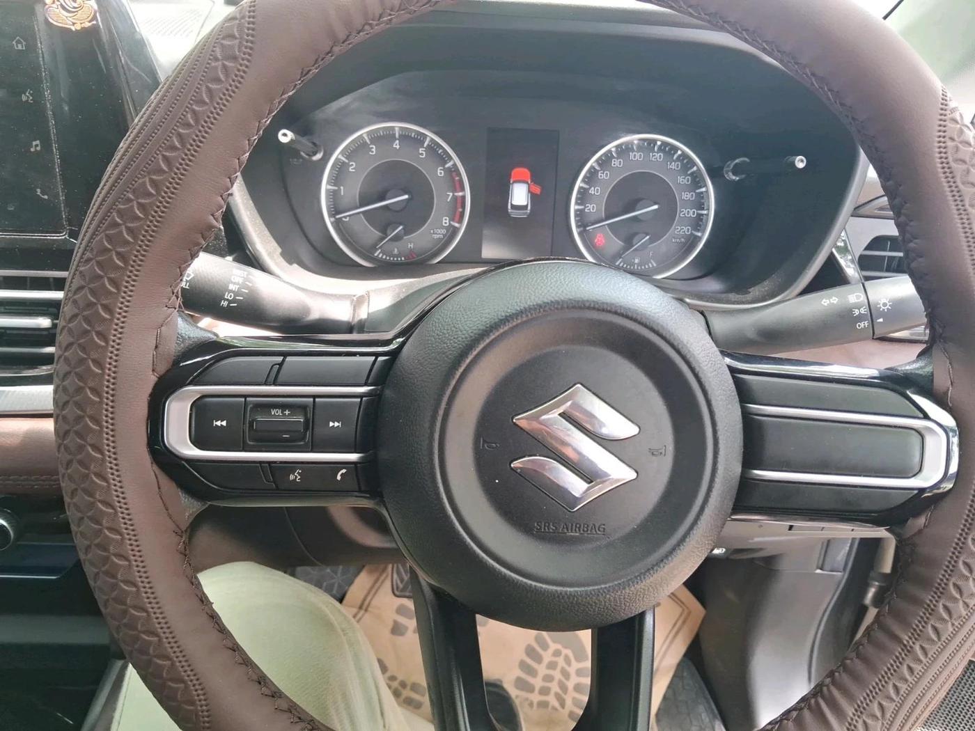 2025 Maruti Victoris Lxi 1.5 MT, Petrol, Automatic, 5,265 km, interior