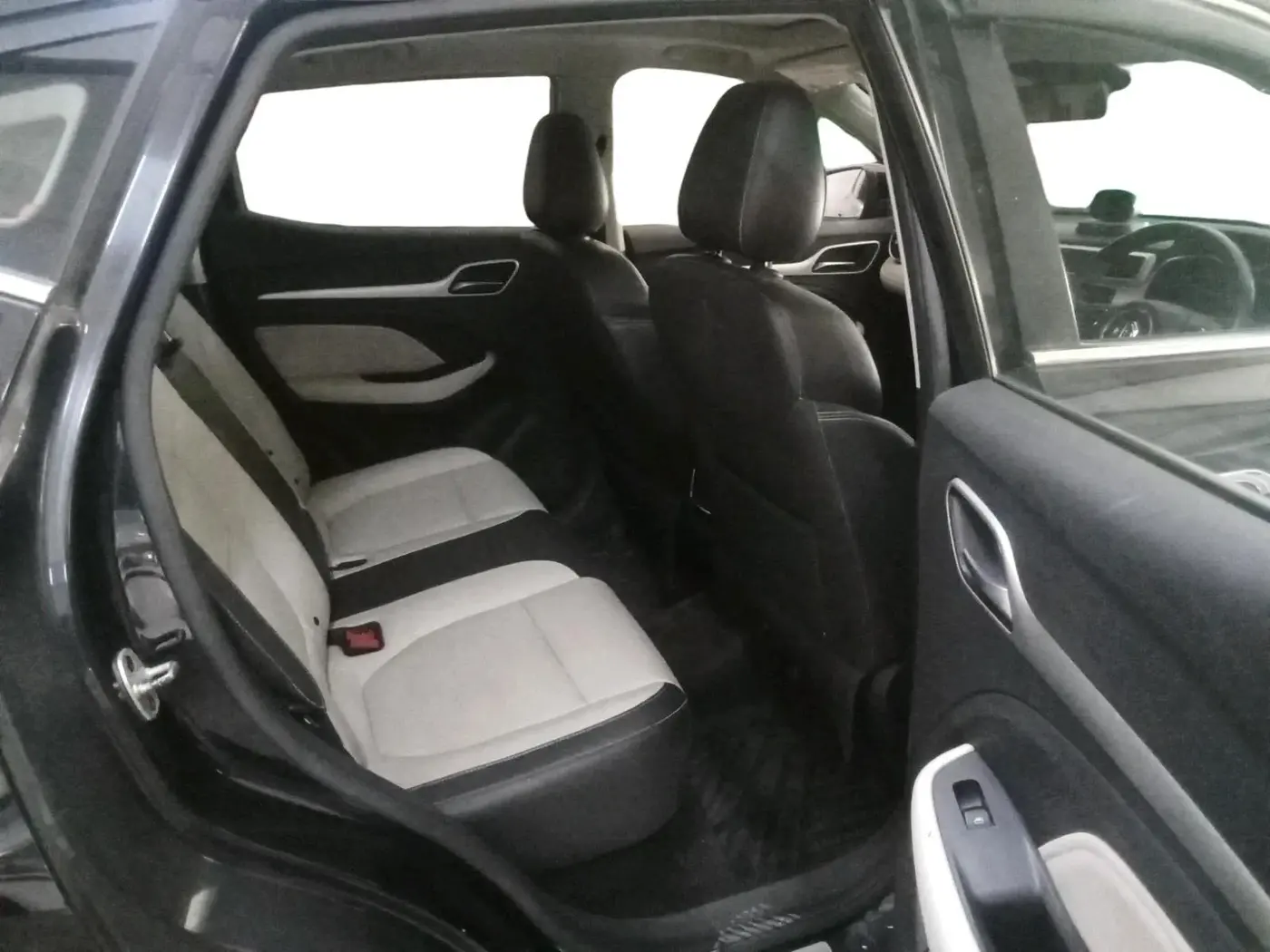 2022 MG ASTOR SHARP 1.5 MT, Petrol, Manual, 18,394 km, interior