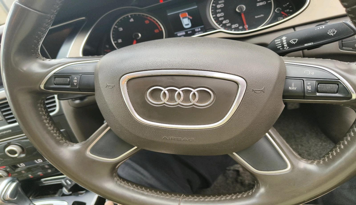 2013 Audi A4 2.0 TDI S LINE, Diesel, Automatic, 69,856 km, interior