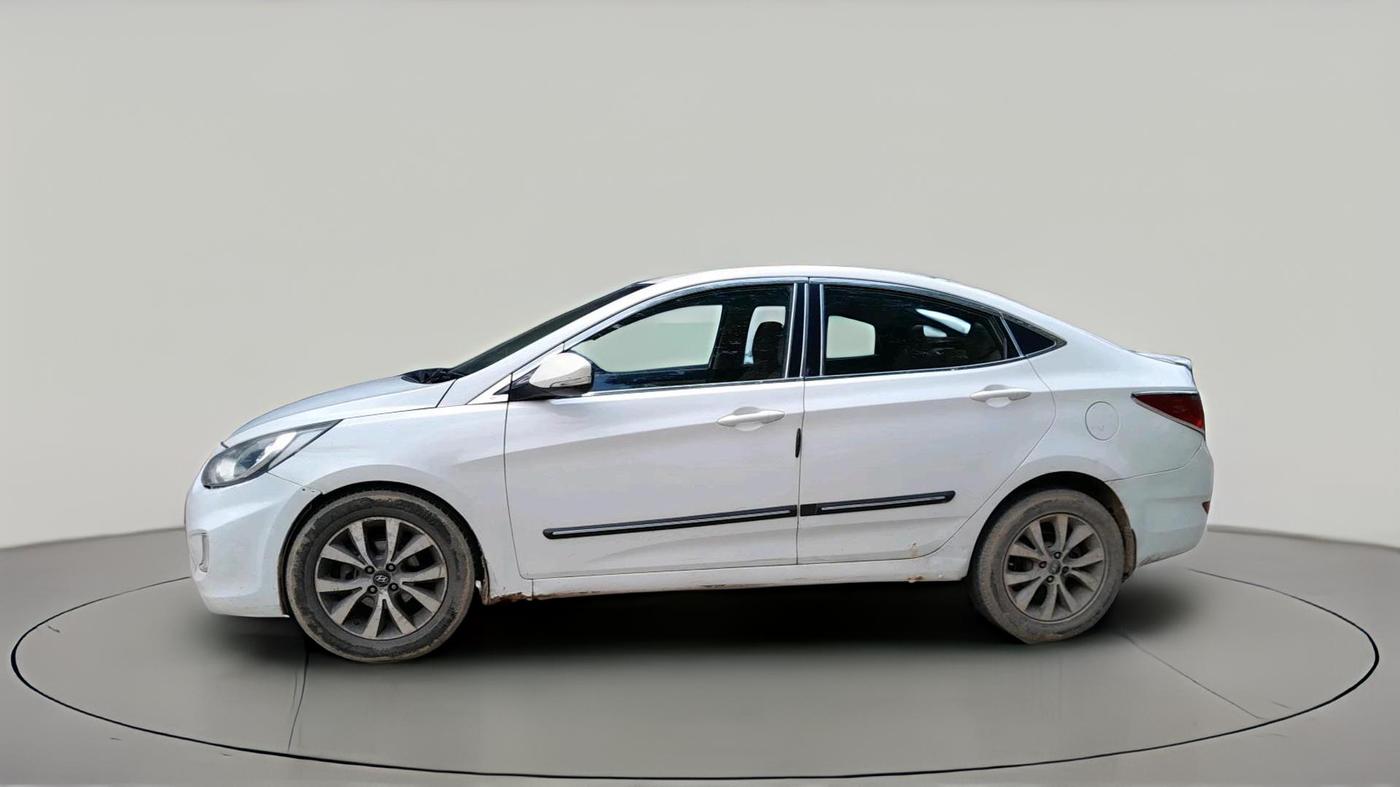 2014 Hyundai Verna FLUIDIC 1.6 CRDI SX, Diesel, Manual, 1,16,257 km, exterior