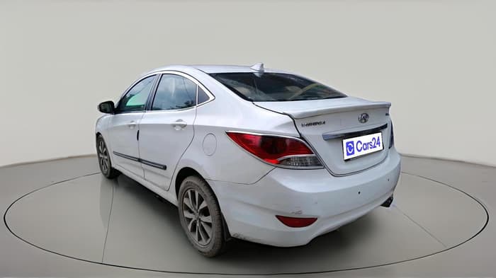2014 Hyundai Verna FLUIDIC 1.6 CRDI SX, Diesel, Manual, 1,16,257 km, exterior