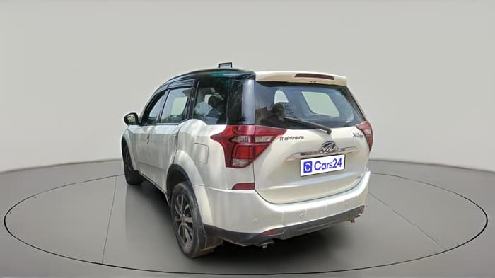2018 Mahindra XUV500 W11(O), Diesel, Manual, 92,000 km, exterior