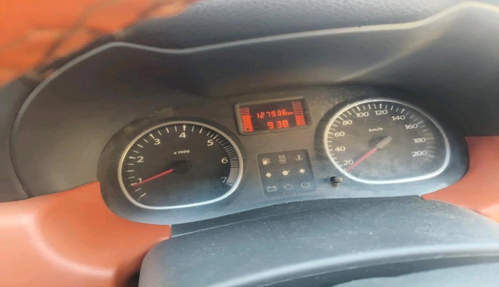 2014 Renault Duster 85 PS RXL DIESEL, Diesel, Manual, 1,27,936 km, interior