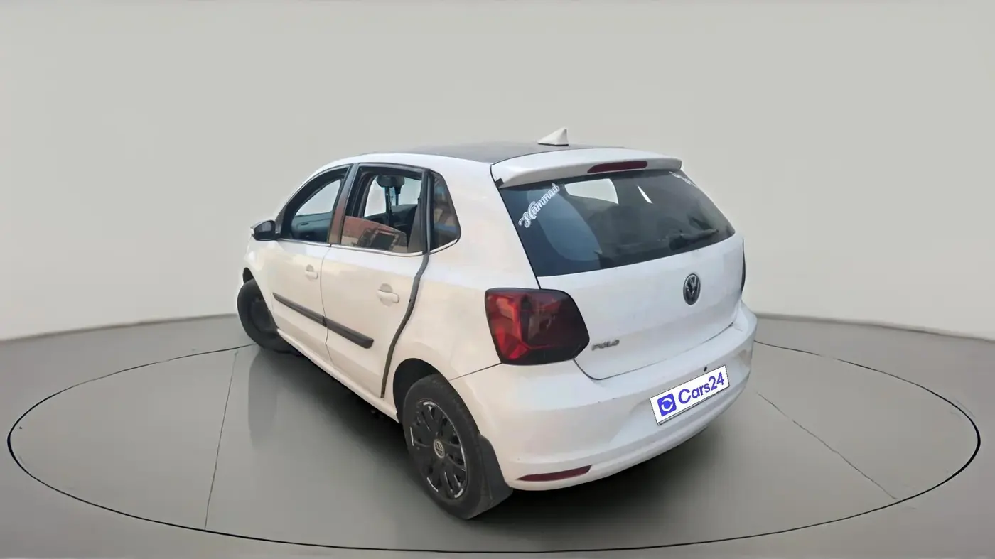 2016 Volkswagen Polo COMFORTLINE 1.2L, Petrol, Manual, 1,15,730 km, exterior