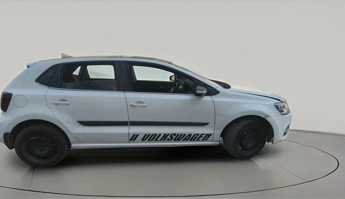 2016 Volkswagen Polo COMFORTLINE 1.2L, Petrol, Manual, 1,15,730 km, exterior