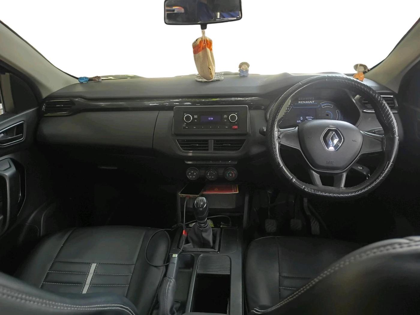 2024 Renault Kiger RXL MT, CNG, Manual, 18,333 km, interior