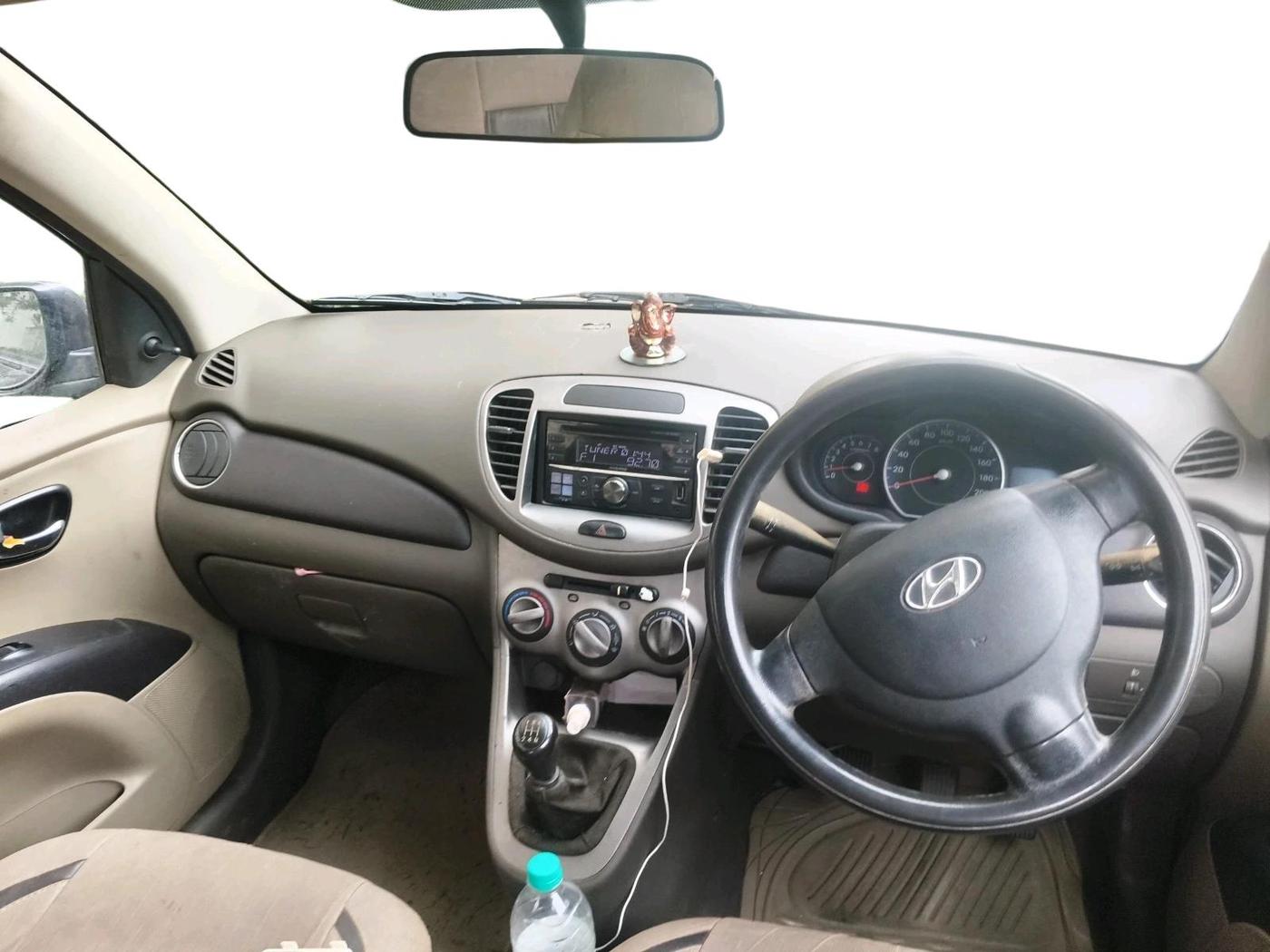 2012 Hyundai i10 MAGNA 1.2, Petrol, Manual, 51,206 km, interior