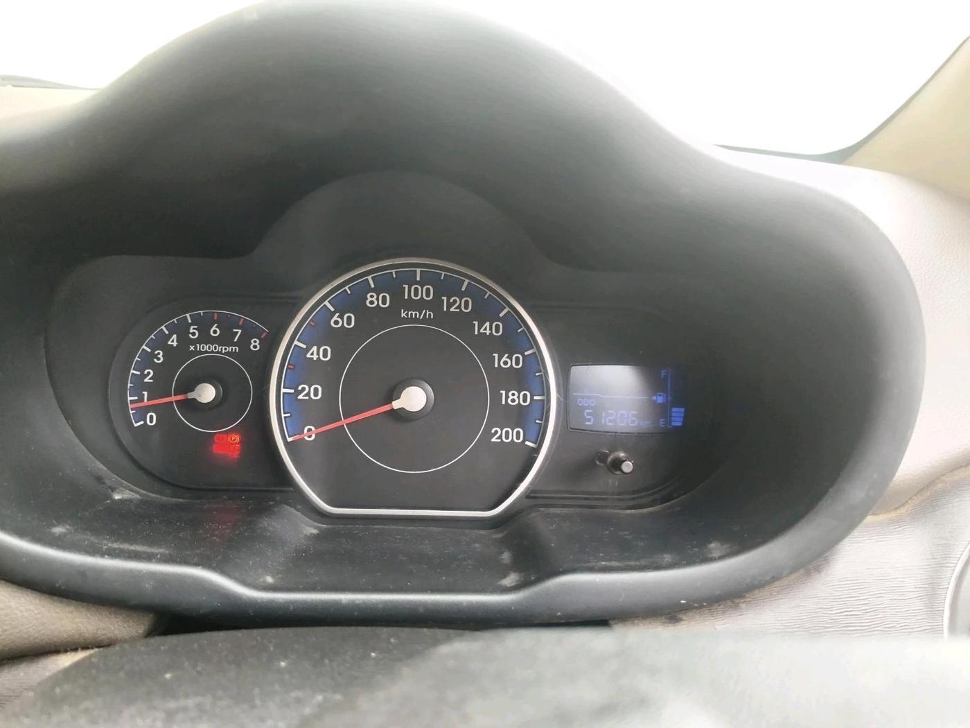 2012 Hyundai i10 MAGNA 1.2, Petrol, Manual, 51,206 km, interior