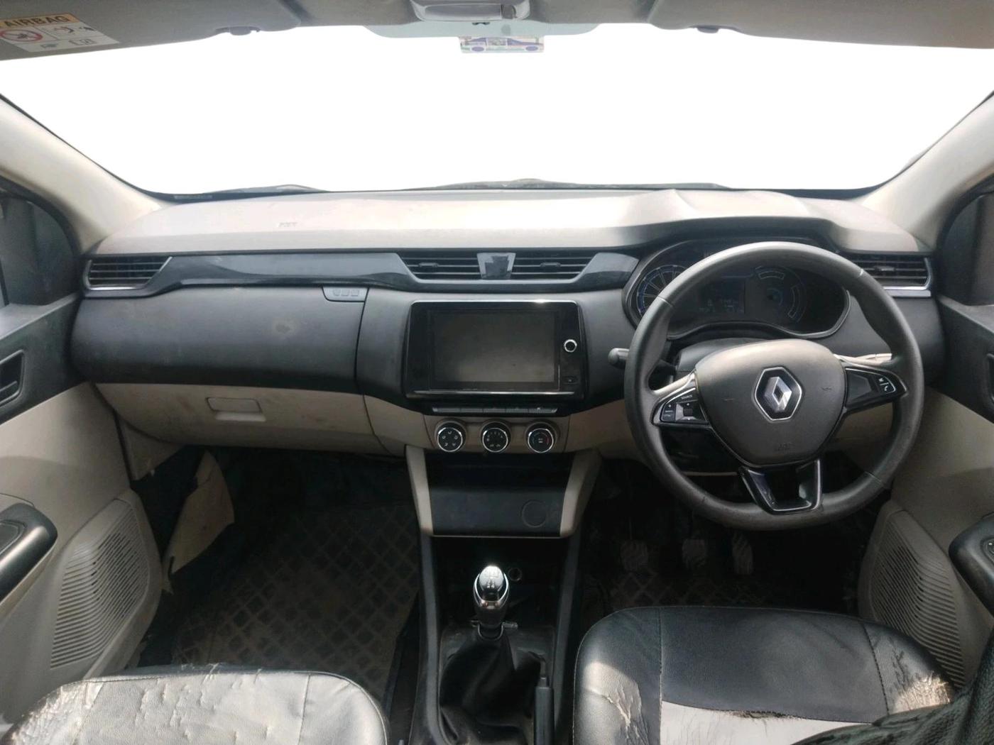 2024 Renault TRIBER RXT, Petrol, Manual, 71,491 km, interior