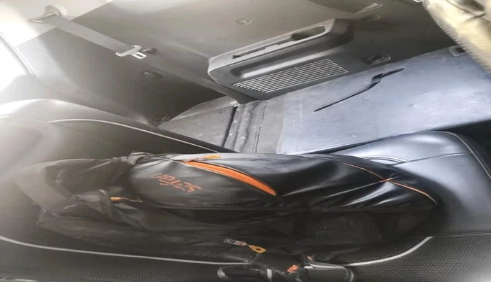 2023 KIA CARENS PREMIUM 1.5 DIESEL IMT 7 STR, Diesel, Manual, 57,652 km, interior