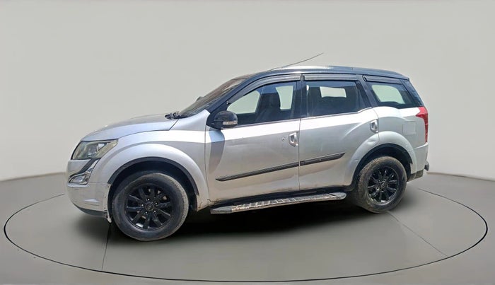 2016 Mahindra XUV500 W10, Diesel, Manual, 1,41,137 km, exterior