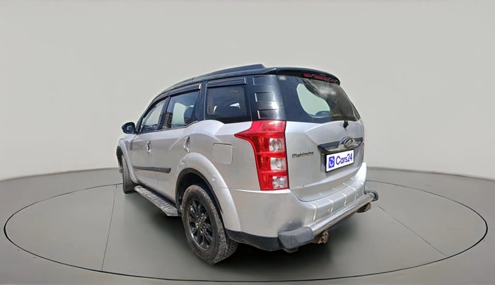 2016 Mahindra XUV500 W10, Diesel, Manual, 1,41,137 km, exterior