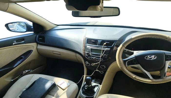 2013 Hyundai Verna FLUIDIC 1.6 CRDI SX, Diesel, Manual, 1,04,863 km, interior