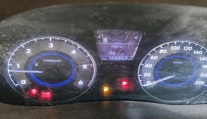 2013 Hyundai Verna FLUIDIC 1.6 CRDI SX, Diesel, Manual, 1,04,863 km, interior