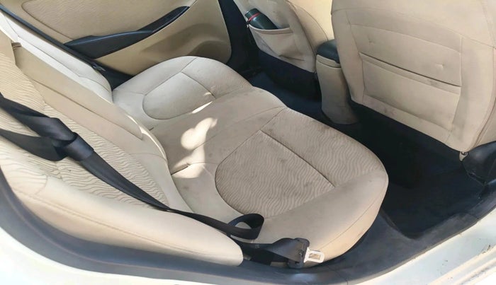 2013 Hyundai Verna FLUIDIC 1.6 CRDI SX, Diesel, Manual, 1,04,863 km, interior