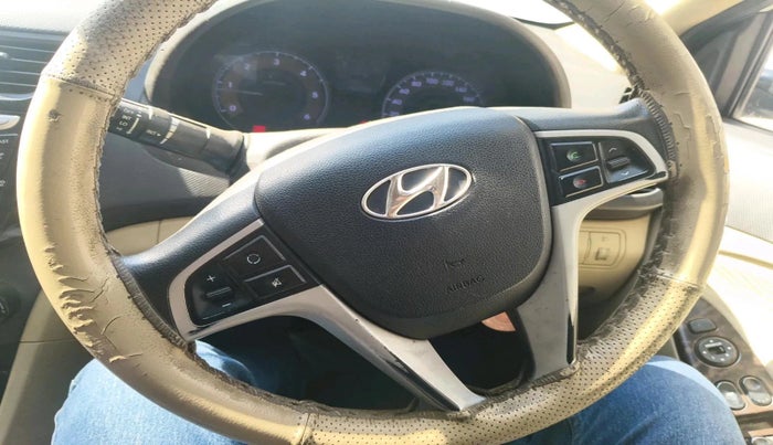 2013 Hyundai Verna FLUIDIC 1.6 CRDI SX, Diesel, Manual, 1,04,863 km, interior