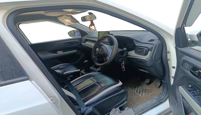 2024 Tata PUNCH ADVENTURE MT CNG , CNG, Manual, 35,989 km, interior