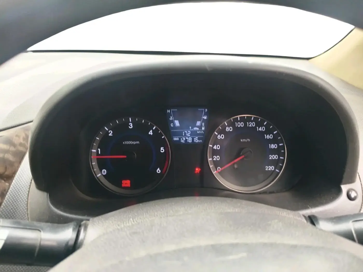 2014 Hyundai Verna FLUIDIC 1.6 CRDI SX, Diesel, Manual, 1,28,213 km, interior