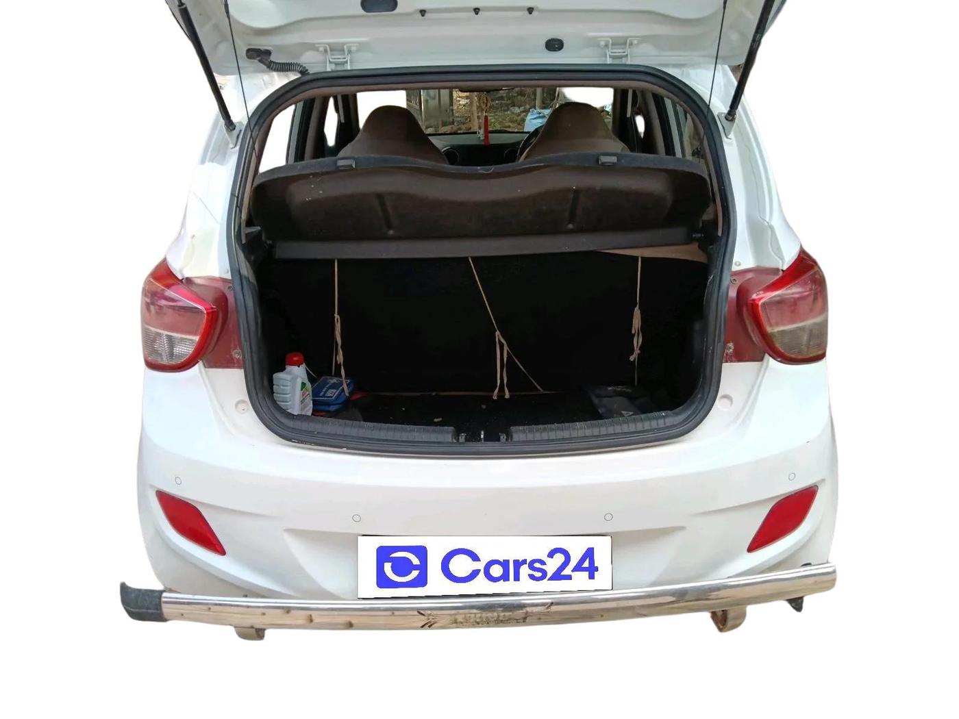 2013 Hyundai Grand i10 SPORTZ 1.2 KAPPA VTVT, Petrol, Manual, 32,604 km, exterior