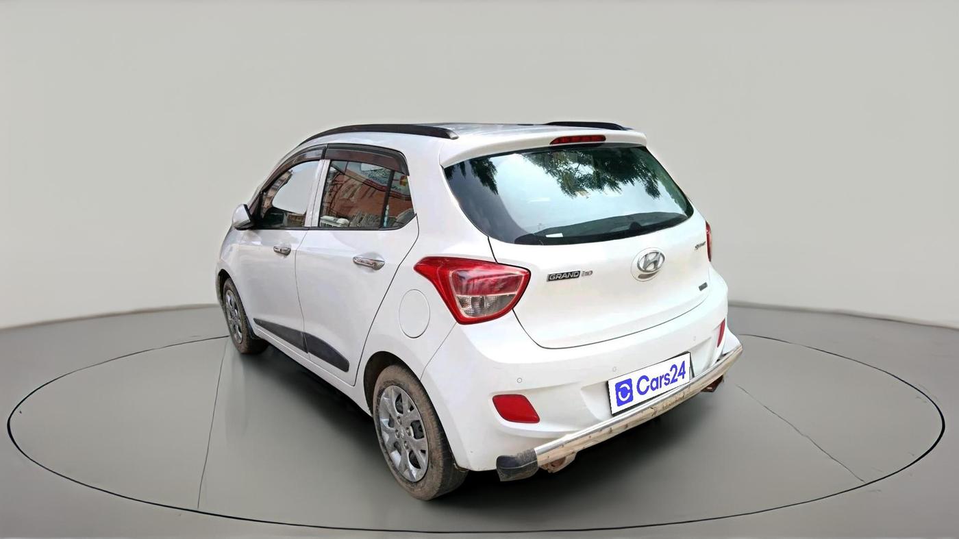 2013 Hyundai Grand i10 SPORTZ 1.2 KAPPA VTVT, Petrol, Manual, 32,604 km, exterior