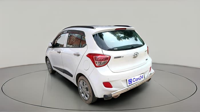 2013 Hyundai Grand i10 SPORTZ 1.2 KAPPA VTVT, Petrol, Manual, 32,604 km, exterior