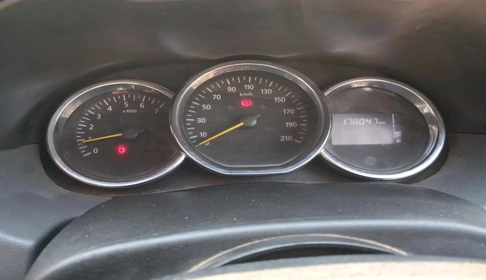 2017 Renault Duster 85 PS RXL DIESEL, Diesel, Manual, 1,78,047 km, interior