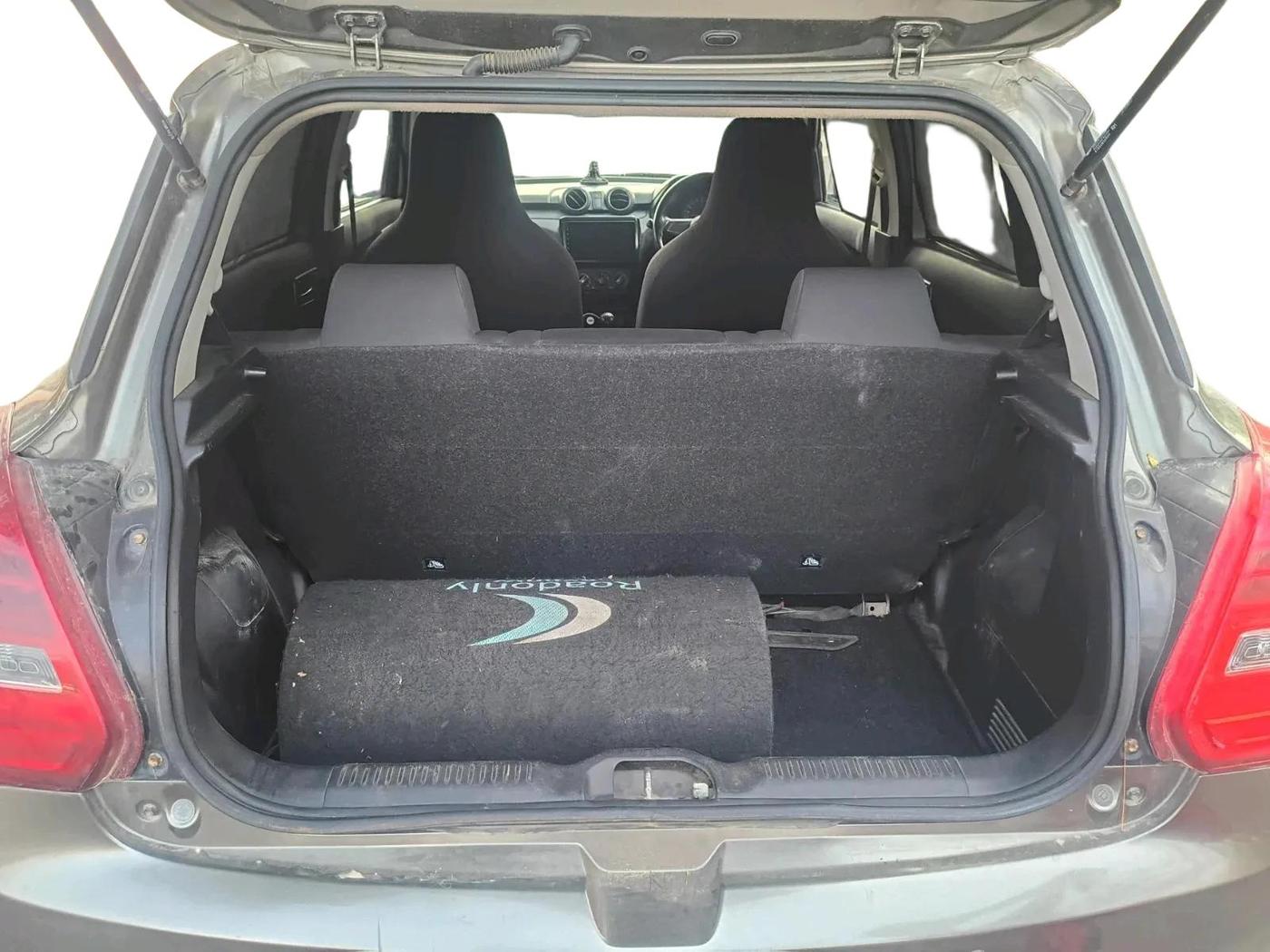 2020 Maruti Swift LXI, Petrol, Manual, 67,322 km, exterior