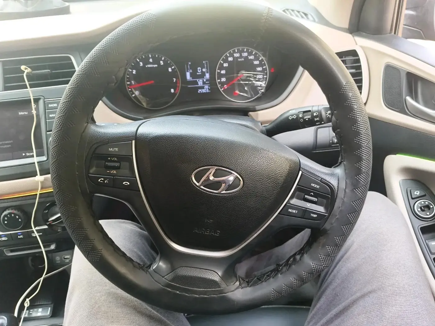 2020 Hyundai Elite i20 SPORTZ PLUS 1.2, Petrol, Manual, 25,903 km, interior