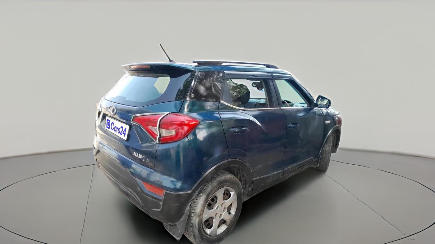 2019 Mahindra XUV300 W6 1.5 DIESEL, Diesel, Manual, 75,459 km, exterior