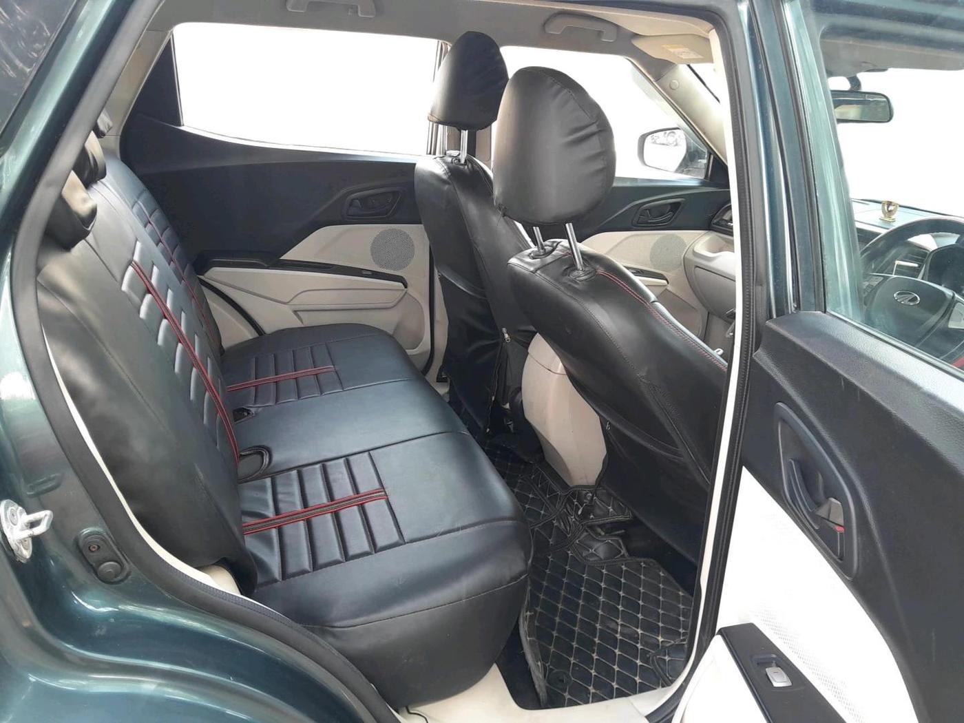 2019 Mahindra XUV300 W6 1.5 DIESEL, Diesel, Manual, 75,459 km, interior