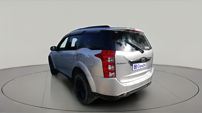 2016 Mahindra XUV500 W6, Diesel, Manual, 71,339 km, exterior