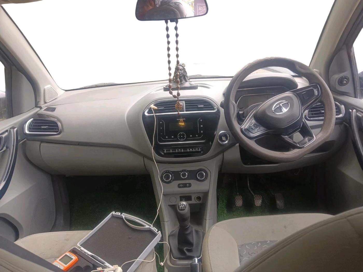 2020 Tata TIGOR XZ PETROL, Petrol, Manual, 68,980 km, interior