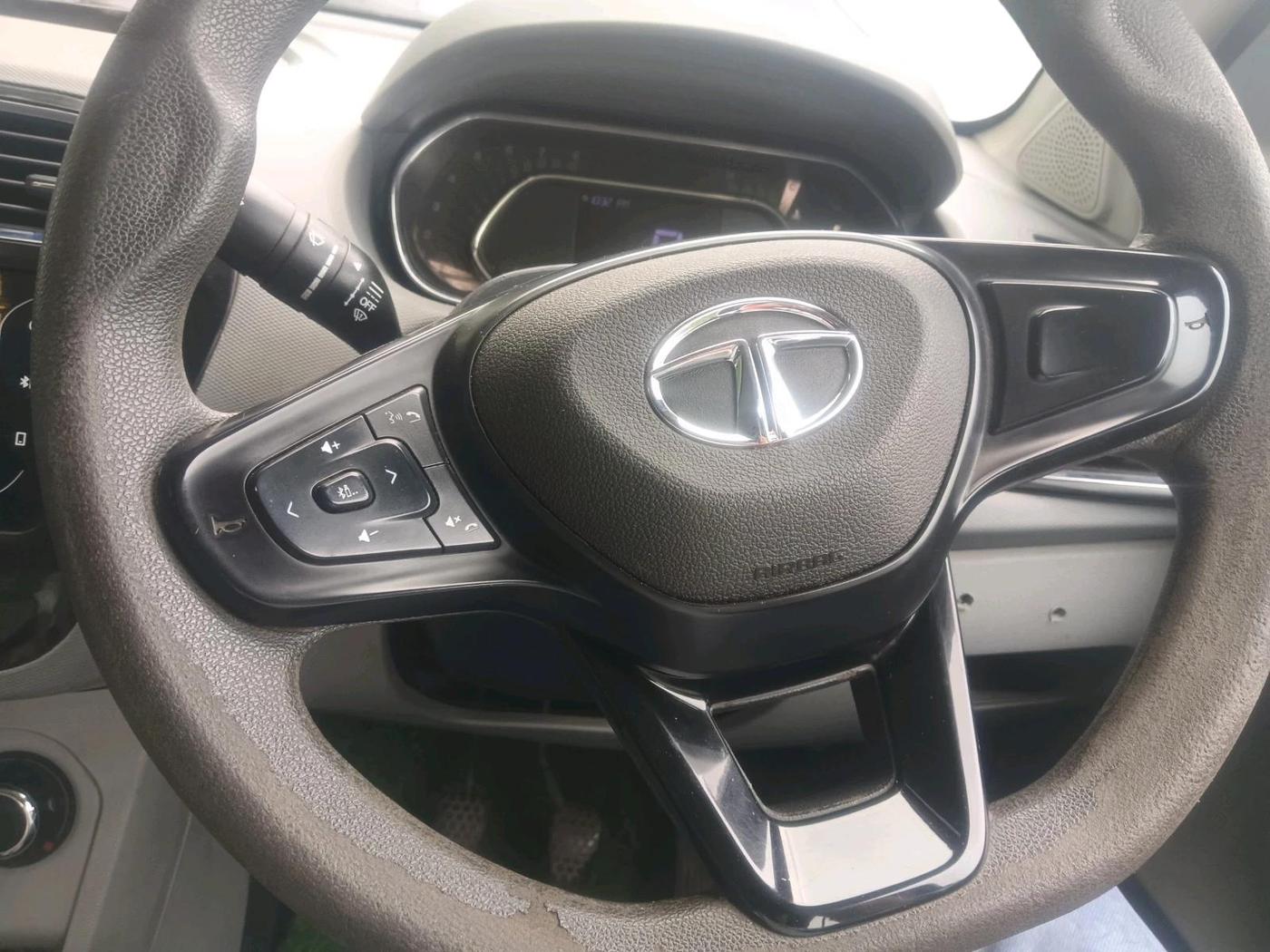 2020 Tata TIGOR XZ PETROL, Petrol, Manual, 68,980 km, interior