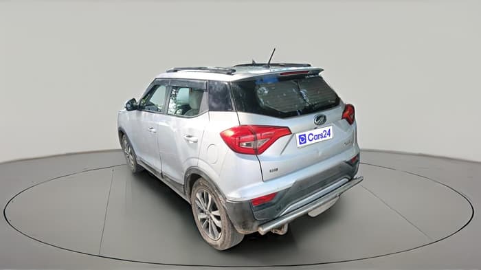 2020 Mahindra XUV300 W8 (O) 1.5 DIESEL, Diesel, Manual, 2,44,061 km, exterior
