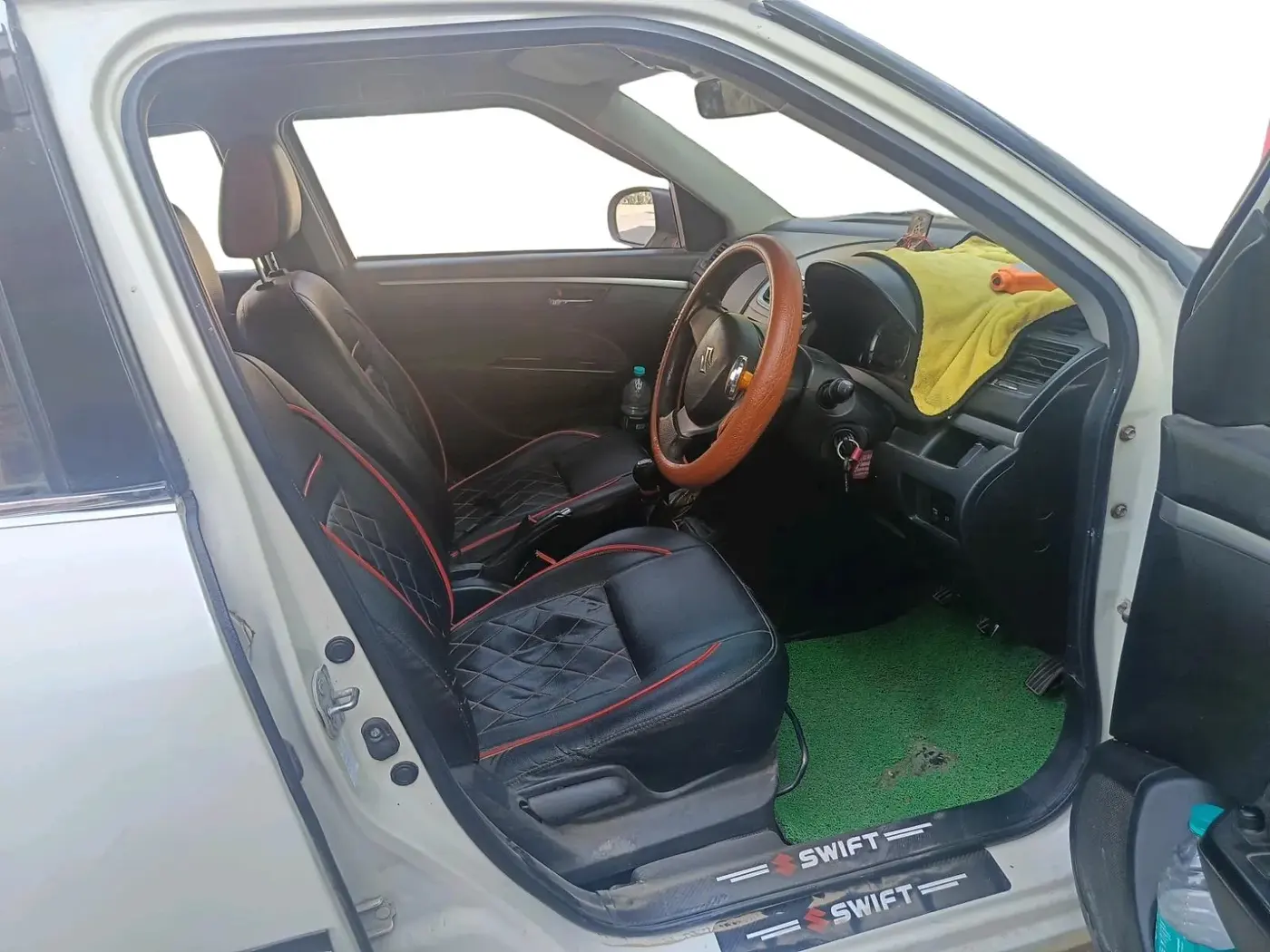 2014 Maruti Swift VDI, Diesel, Manual, 1,27,581 km, interior