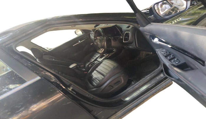 2021 KIA SELTOS GTX PLUS AT 1.5 DIESEL, Diesel, Automatic, 58,962 km, interior