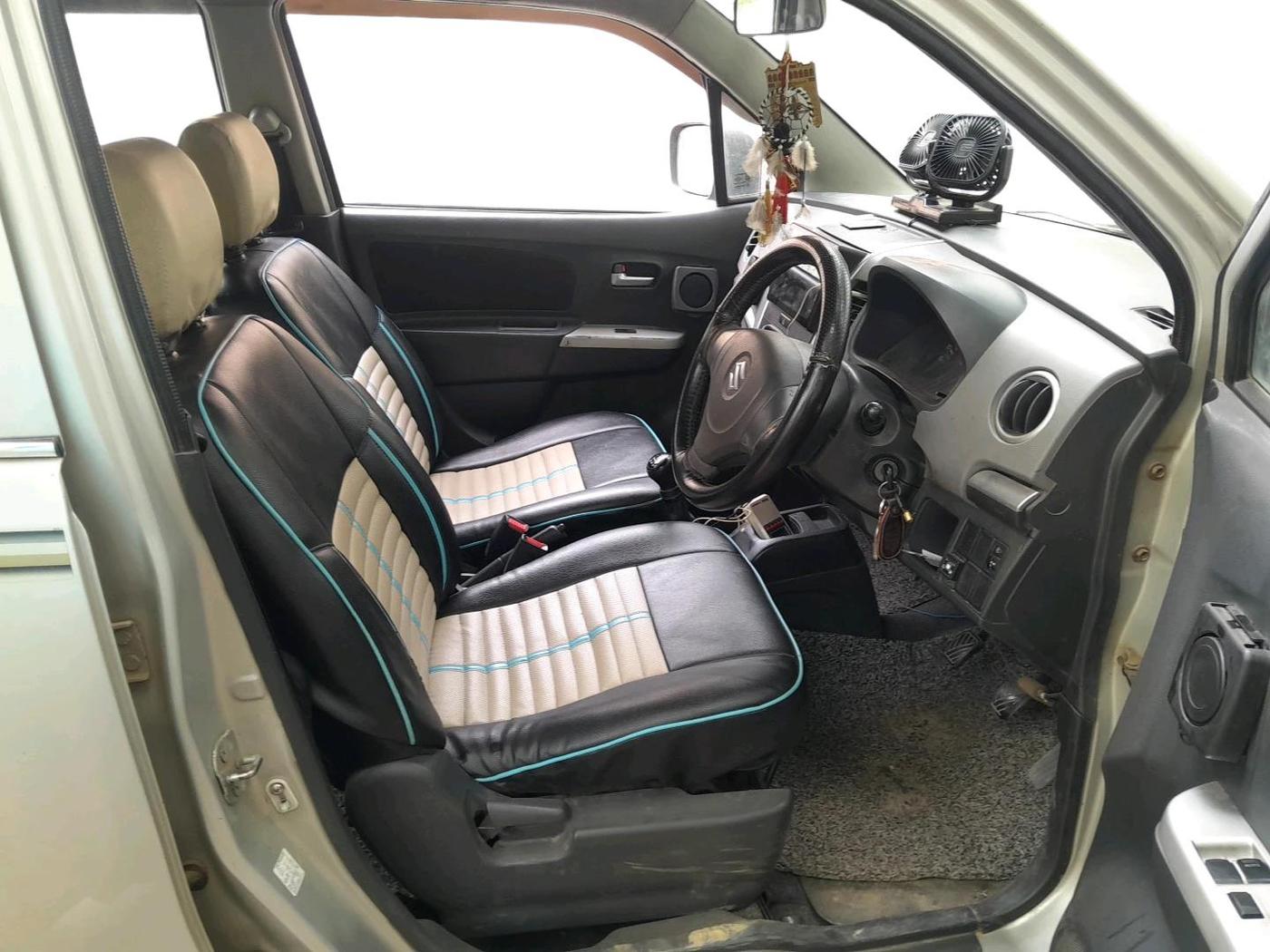 2012 Maruti Wagon R 1.0 LXI, CNG, Manual, 1,10,089 km, interior