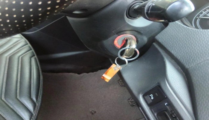 2017 Maruti Vitara Brezza ZDI, Diesel, Manual, 97,206 km, interior